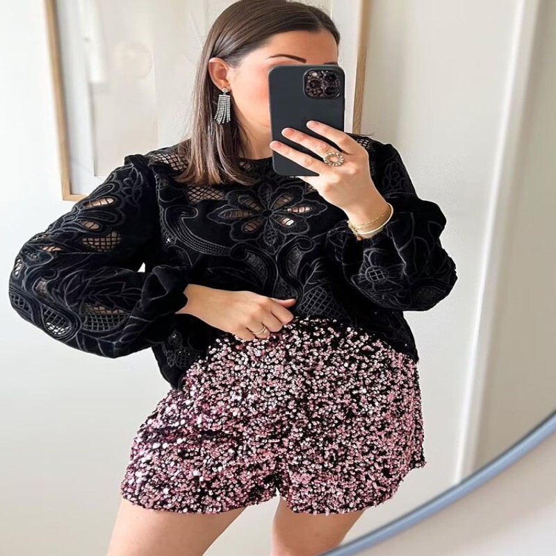 Zach AiIsa new counter quality fashion retro embroidered velvet top shirt + beaded high waist wide leg casual shorts