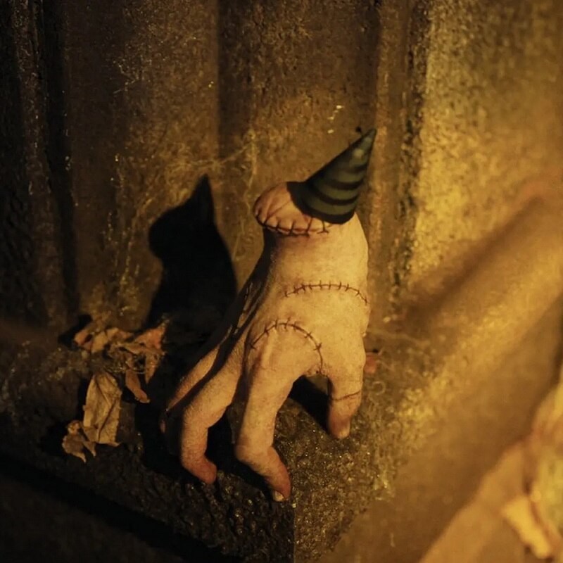 2023wednesday Addams Family Hand Toys Latex Figurine Drama Figurine Statue Model Doll Desktop Crafts Horror Party Costume Prop