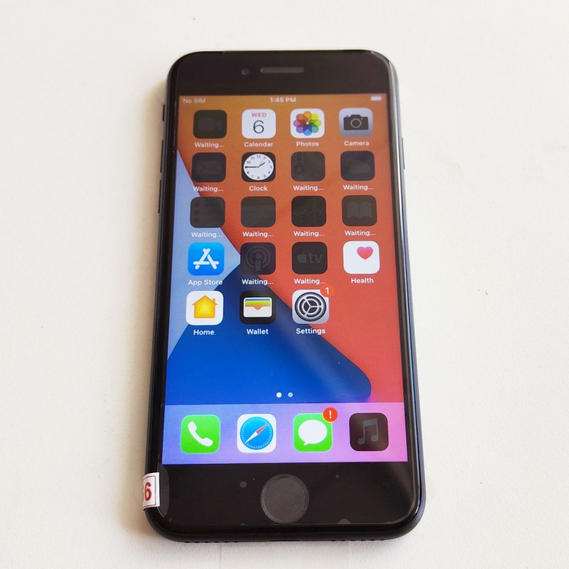 Used Unlocked Original Apple iPhone 7  Quad Core 4.7Inch 12.0MP Camera 4G LTE Mobile Phone Fingerprint Touch ID