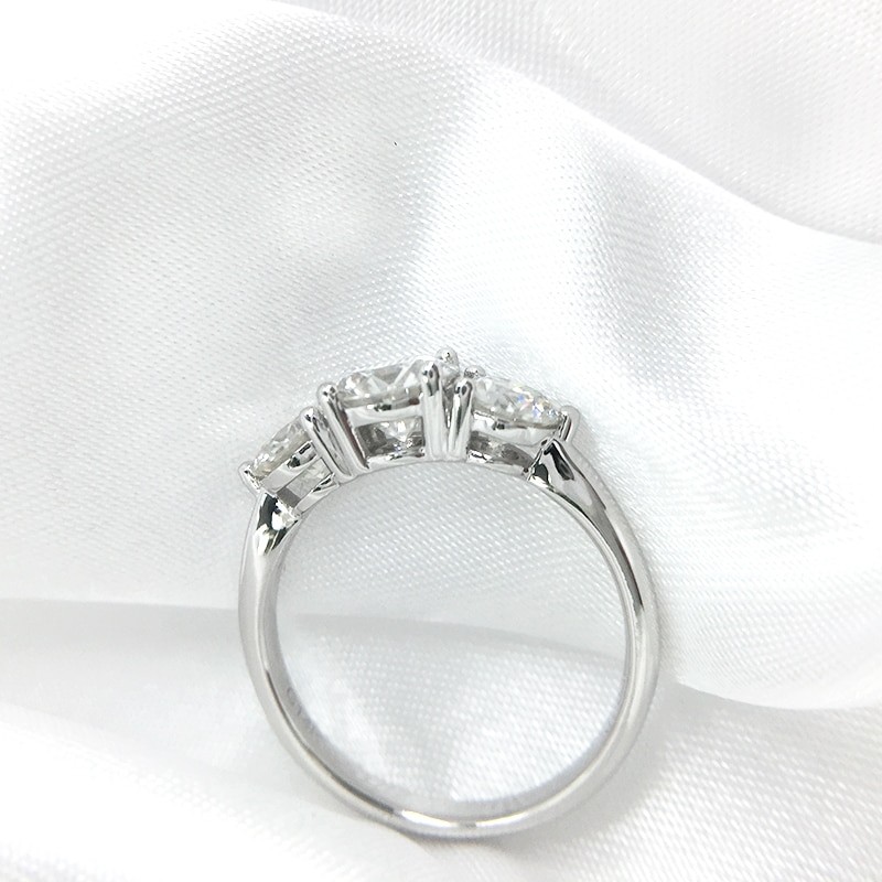 AEAW 2ctw 6.5mm Round Cut Engagement&amp;Wedding Moissanite Diamond Ring Double Halo Ring Platinum Plated Silver