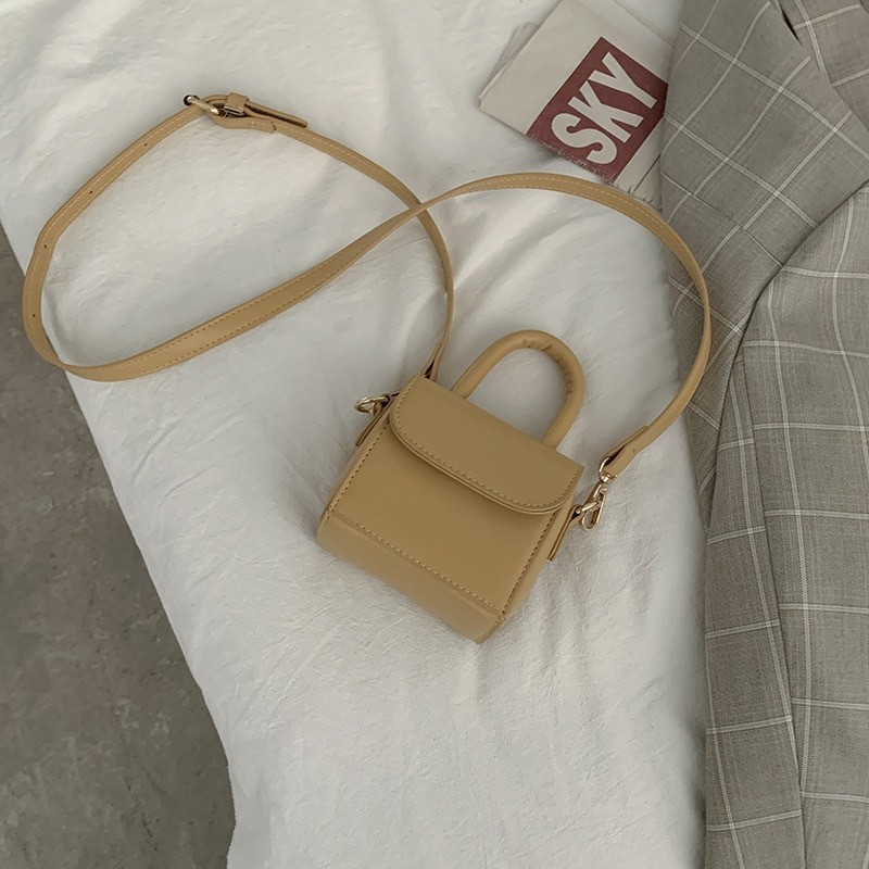 2022 New Trend Versatile Leather Evening Bag Design Casual Flap Bag Ladies Shoulder Bag Wallet Micro Mini Bag Luxury Fashion Squ