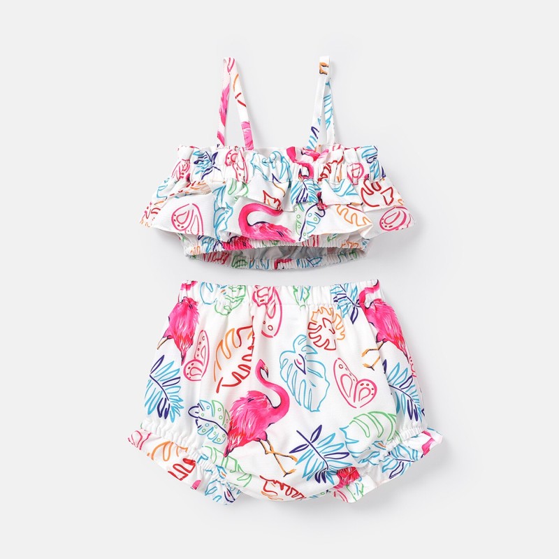 PatPat 2pcs Baby Girl Floral Print Ruffled Camisole and Shorts Set