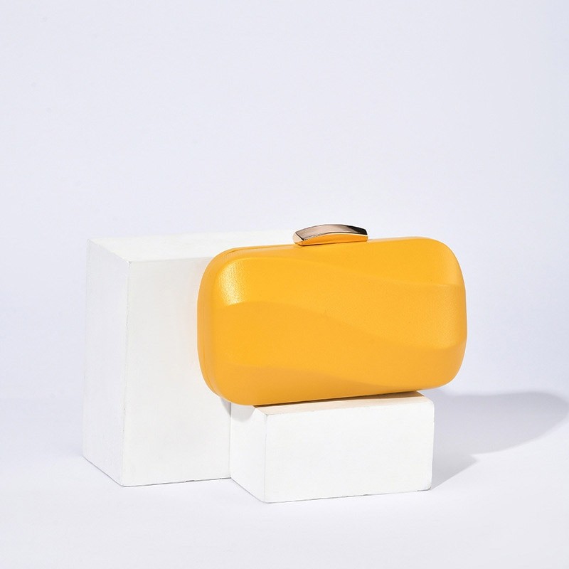 Fashion New small white bride gold box Evening Bag Clutch bags for women Chain Shoulder bags Wedding party handbag Purse B461