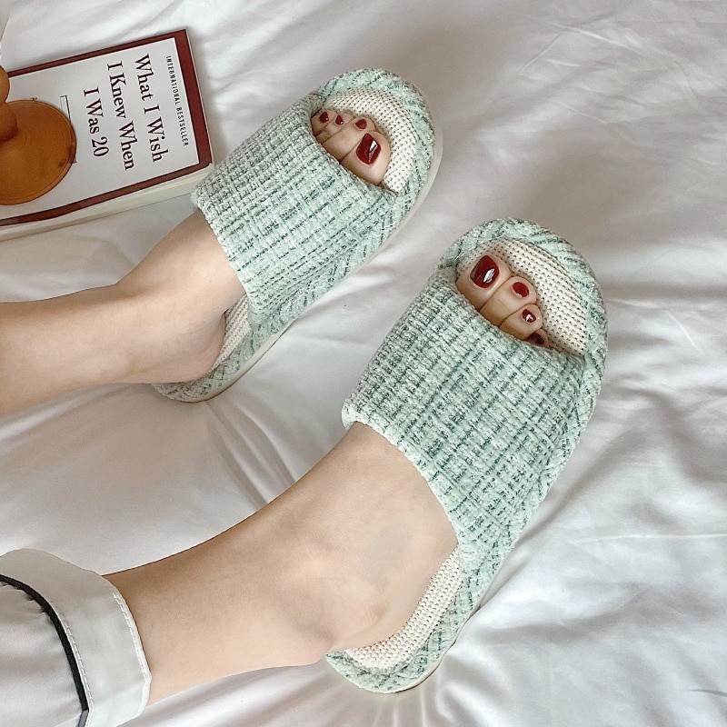 Women Open Toe Indoor Slippers Breathable and Sweat Wicking Linen Slides Sweet Guest Slippers Washable Comfy Home Shoes