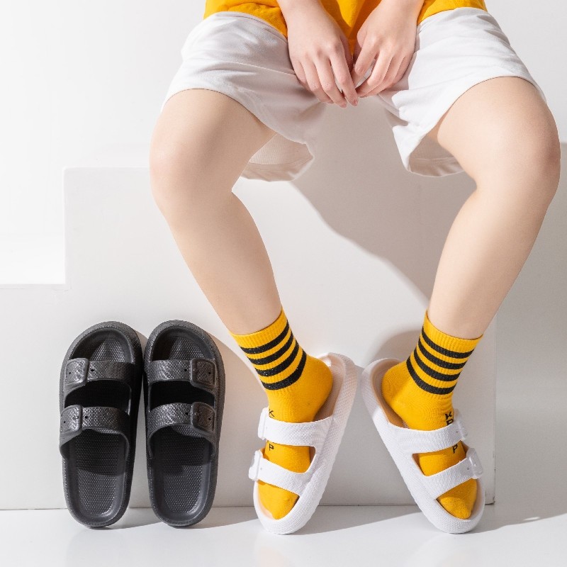 Home Slippers Adjustable Tower Buckle Fashion Sandals Indoor Shoes Bathroom Slipper Flat Platform Soft Sole Slides Pvc Slipper