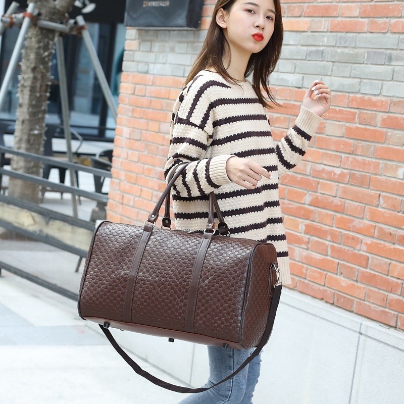 Large Capacity Luxury Waterproof Women Pu Leather Travel Bags Men Shoulder Bags Handbags Fitness Yoga Weekend Duffle Luggage Bag