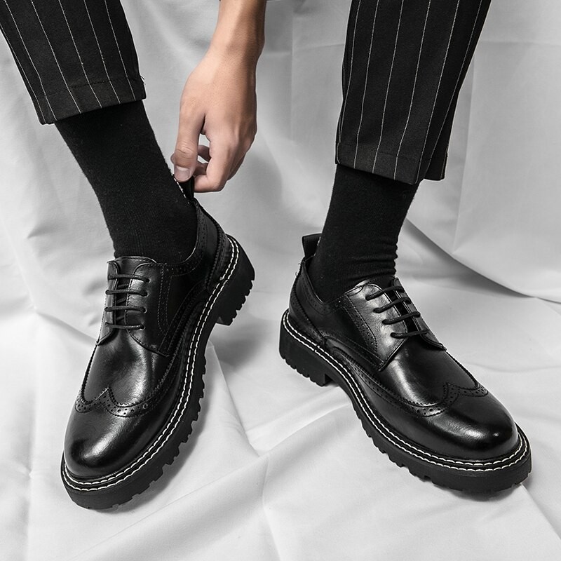 Men Black White Brogue Shoes Mens Classic British Platform Oxford Dress Shoes PU Leather Footwear Low-Ankle Party Shoes 38-44