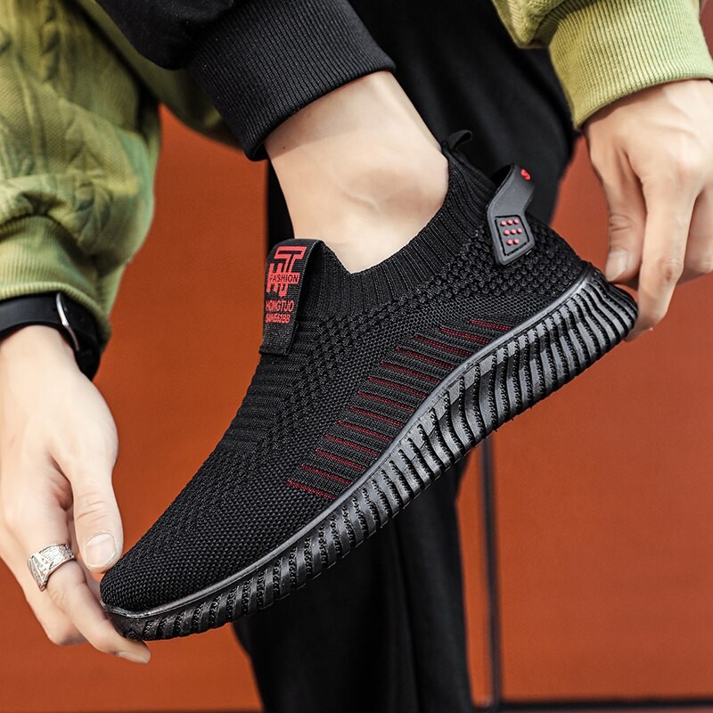 Men Light Running Jogging Shoes Breathable Comfortable Mens Sneakers Slip on Loafers Men's Casual Outdoor Sports Walking Shoes