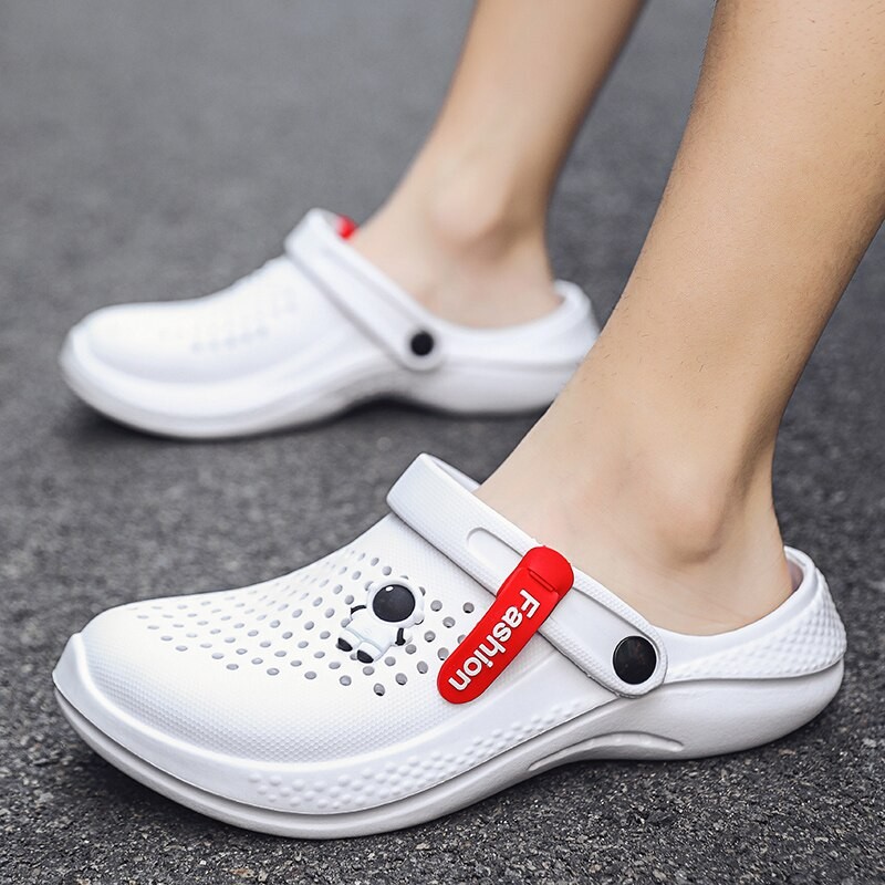 Men Women Sandals Breathable Home Slippers Outdoor Fashion Garden Clogs Couple Water Shoes Sandals For Men Black White