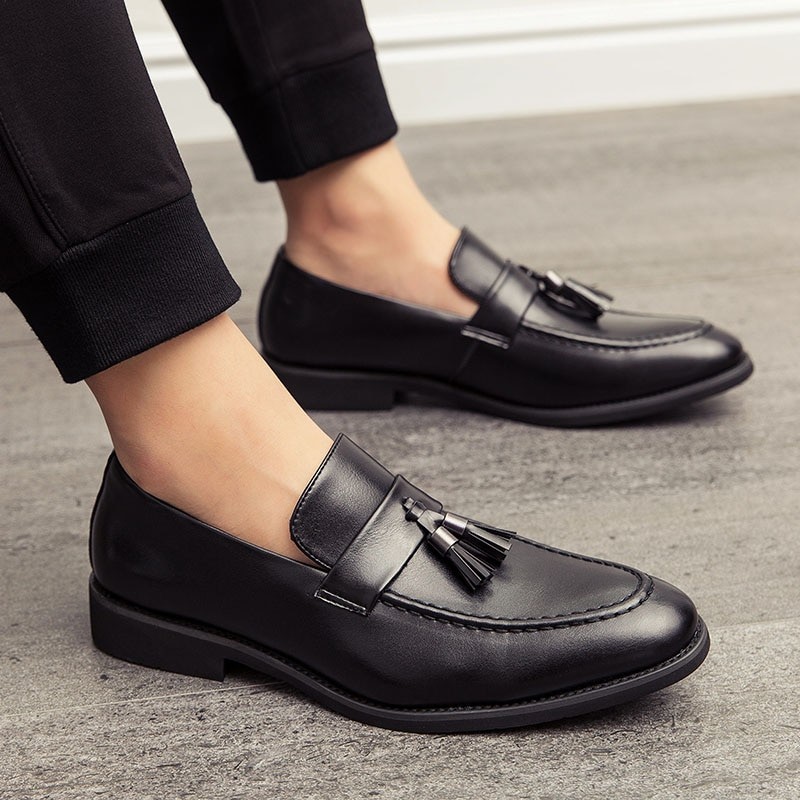 Men Casual Shoes Breathable designer shoes Leather Loafers Business Office Shoes For Men Driving Moccasins Comfortable Tassel