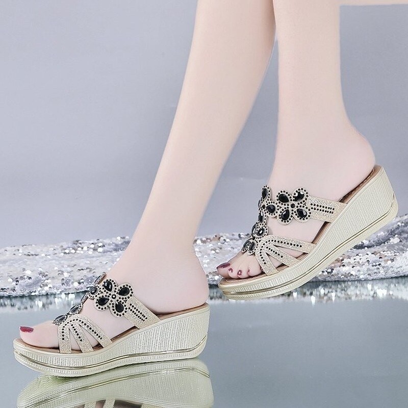 2022 Women Sandals Summer Fashion High Heel Sandals Crystal Casual Ladies Shoes High Heels Rhinestone slippers