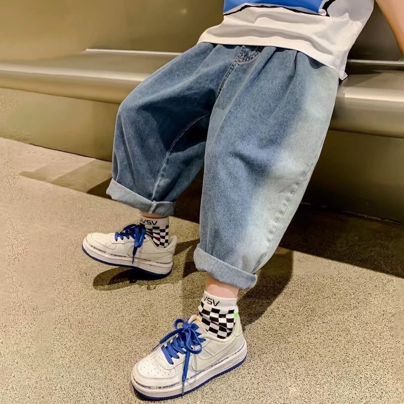 Boys Spring And Autumn Jeans 2022 New Style Fried Street Spring Pants Western Style Loose Middle And Large Children's Fashion