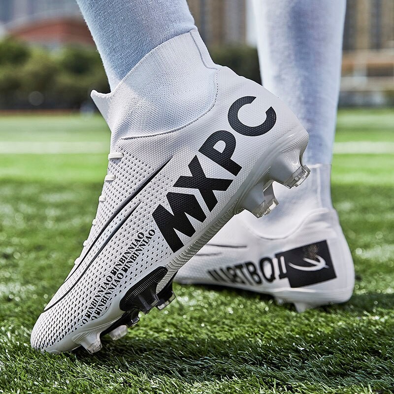 Men Soccer Shoes Teenager Breathable Football Boots Professional Playing Field TF/FG Cleats Adult Kids Sneakers Size 35-45