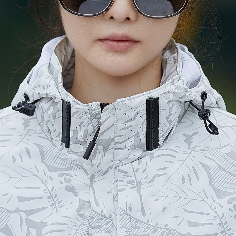 CHRLCK Women's Waterproof Hiking Jacket New Spring Windproof Running Jacket Women Camping Fishing Hunting Trekking Coats