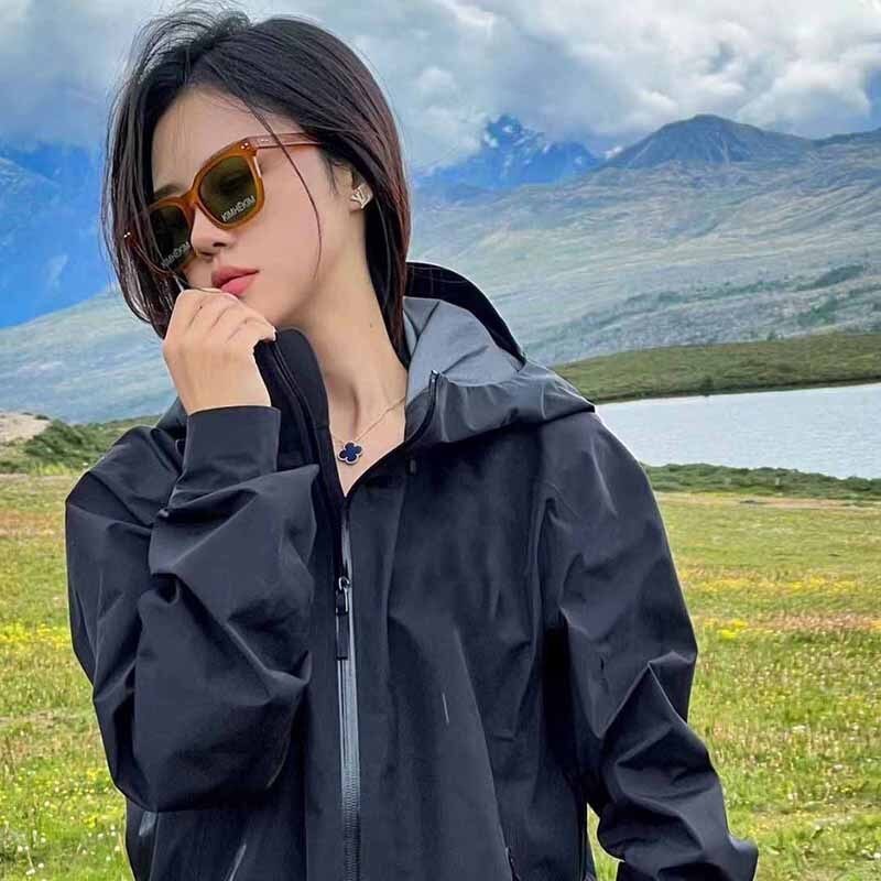 High Quality Outdoor Windbreaker Jackets Men Women Hunting Hiking Camping Fishing Tactical Breathable Coat with Underarm Zipper