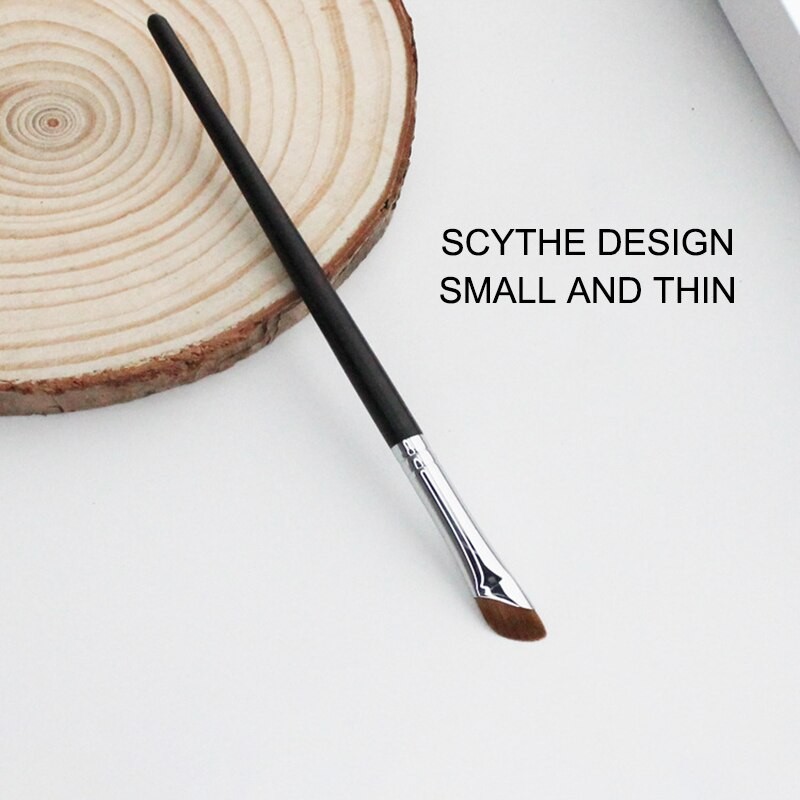 Ultra-Thin Sickle Eyeshadow Brush Bevel Blade Makeup Brush Eyelids Down To Lying Silkworm Brush Eyebrow Brush Eye