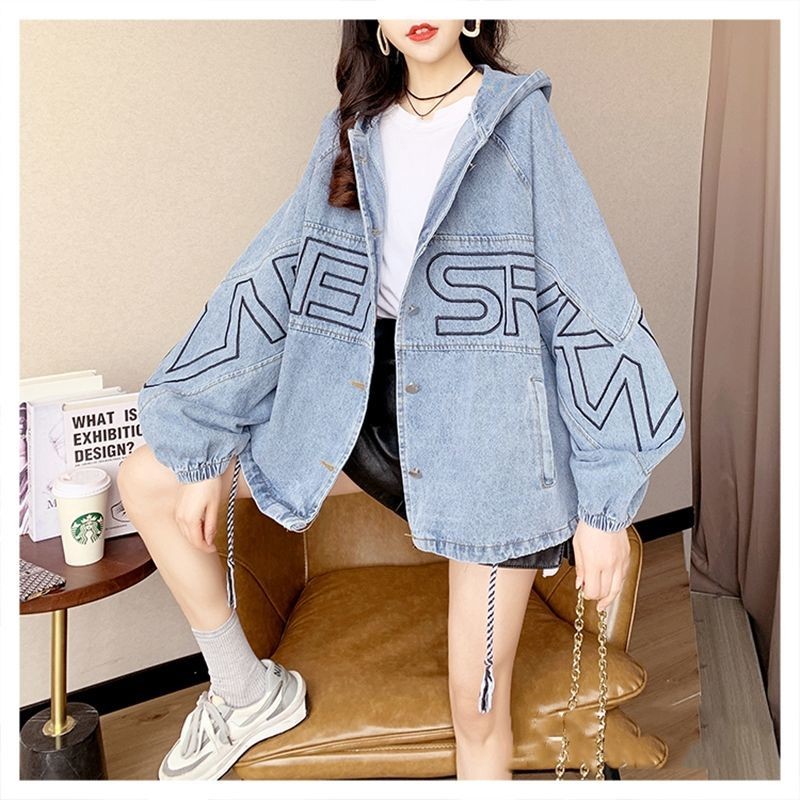 2022 spring new denim jacket women's loose Korean cardigan medium and long hooded age reducing foreign style embroidery top