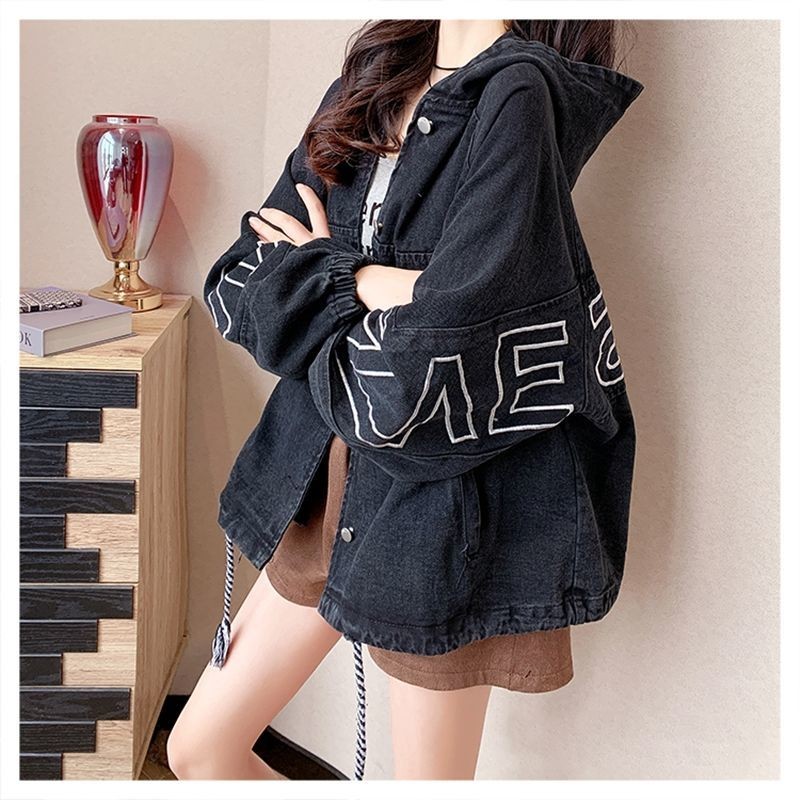 2022 spring new denim jacket women's loose Korean cardigan medium and long hooded age reducing foreign style embroidery top