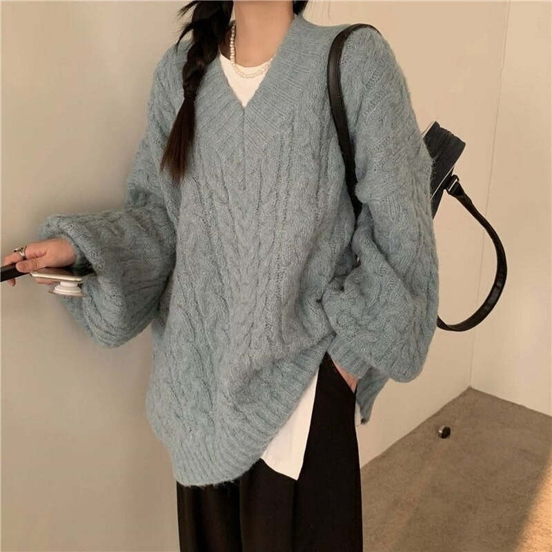 Beige knitting V-neck pullover sweater thickened warm sweater in autumn and winter coat medium long loose Korean sweet sweater