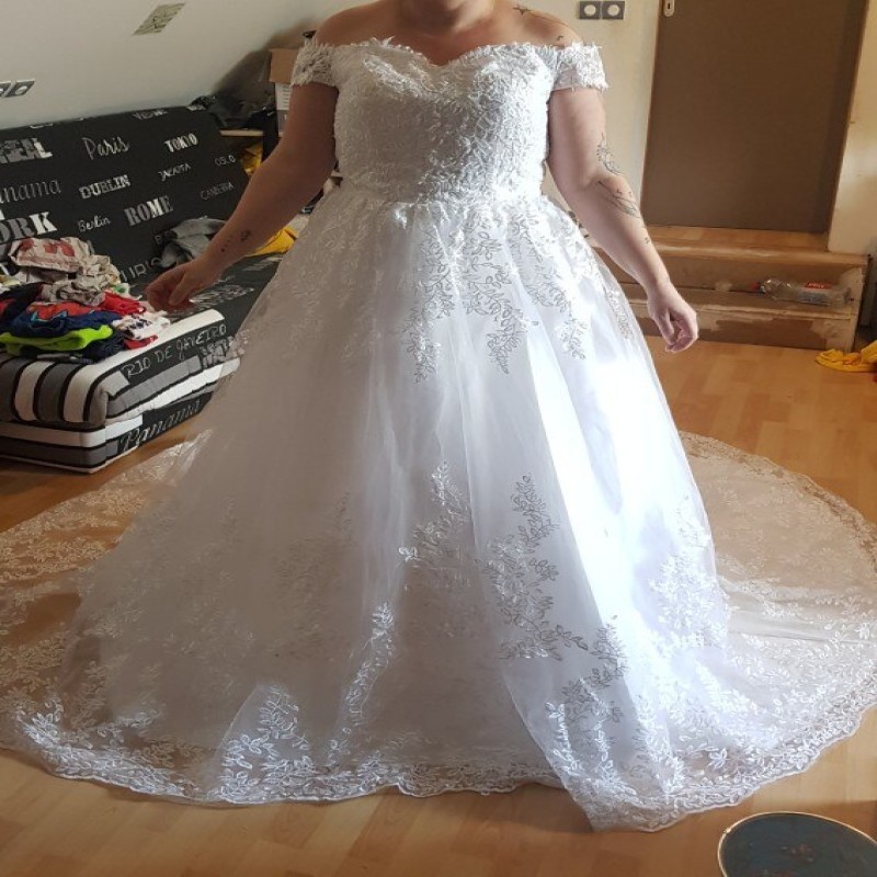 White Off the Shoulder Vestido De Noiva 2023 Wedding Dress Custom-made Plus Size Vestidos De Novia Bridal Tulle Mariage
