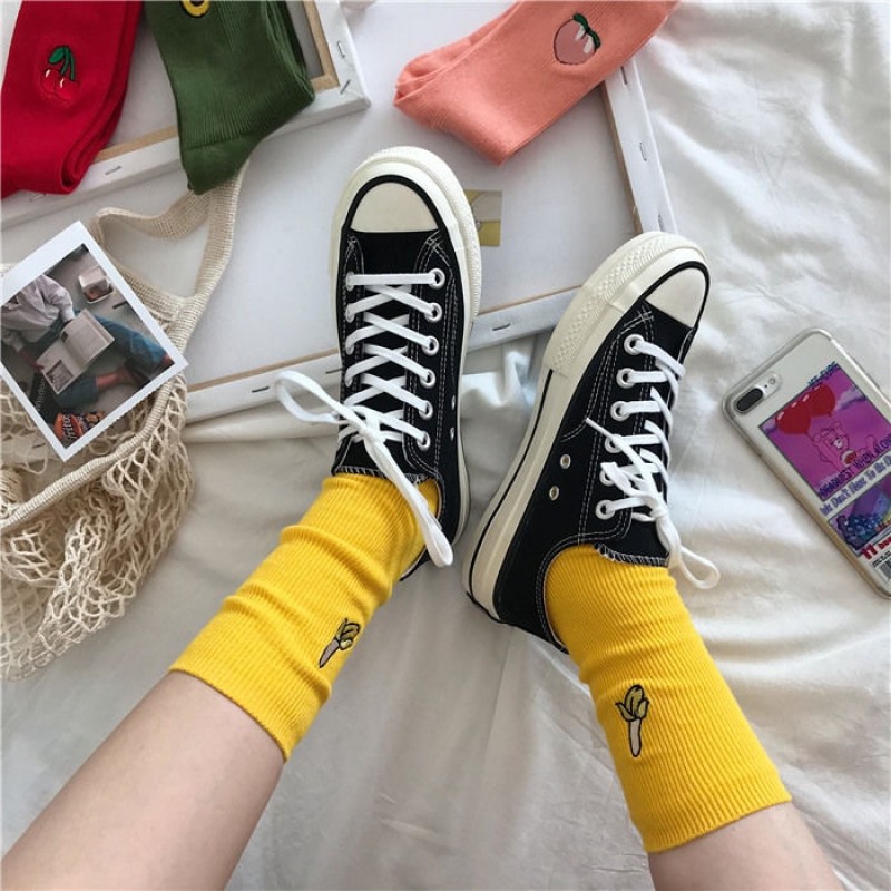 CHAOZHU Girls Kawaii Fashion Cartoon Peach Avocado Strawberry Banana Orange Kiwi Cherry Fruits Loose Socks Women High Quality
