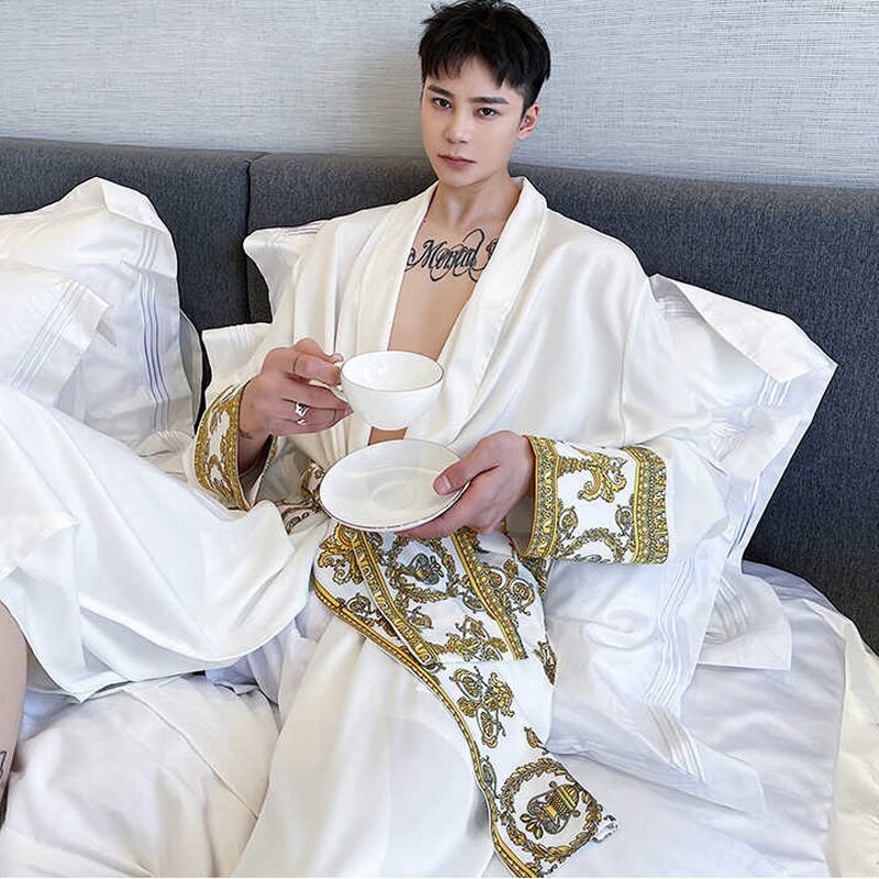 2022 New Satin High-end Personality Korean Japanees Wearing Windbreaker Mid Length Men's Coat Luxury Design Men Silk Sleepwear