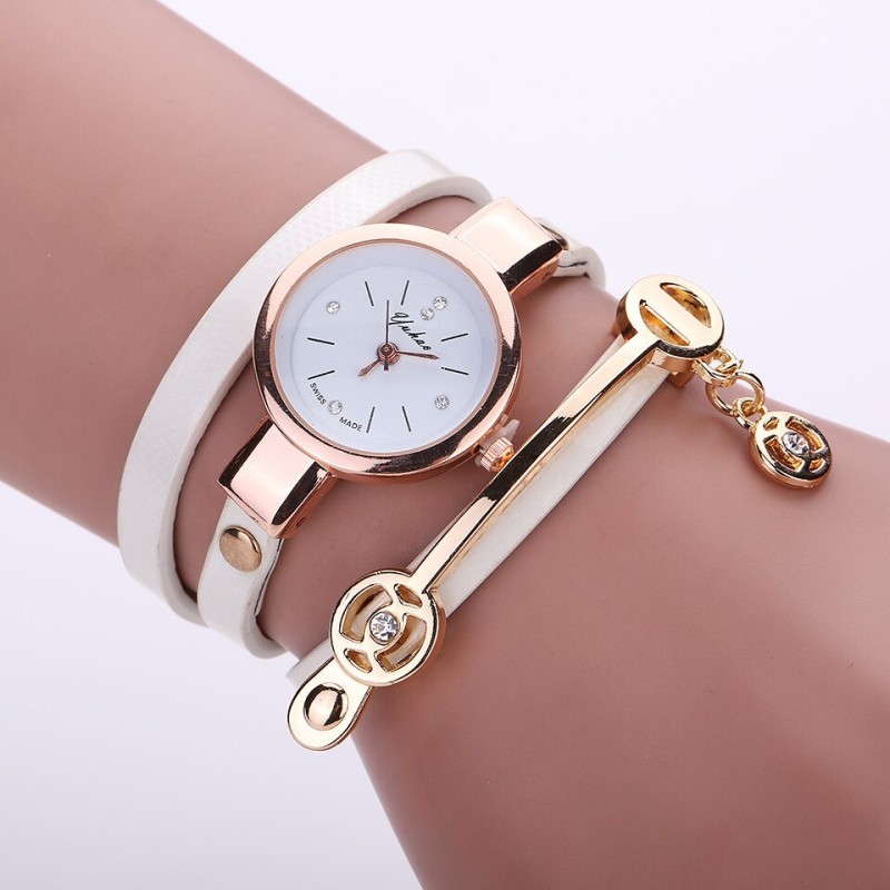 2022 Fashion Women Bracelet Watch Gold Quartz Gift Watch Wristwatch Women Dress Leather Casual Bracelet Watches Hot Selling
