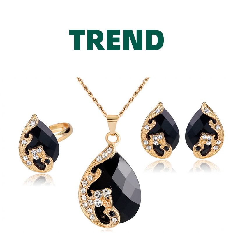 Designer Styles Creative Peacock Water Drop Jewelry 3 Piece Set Highly individual Necklaces Rings Earrings Fashion Suit
