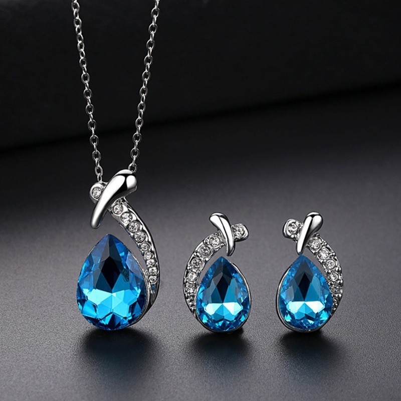 Daily Jewelry Make You Fashionable New Diamond Inlaid Collarbone Crystal Necklace Earrings Female Fish Beauty Suit