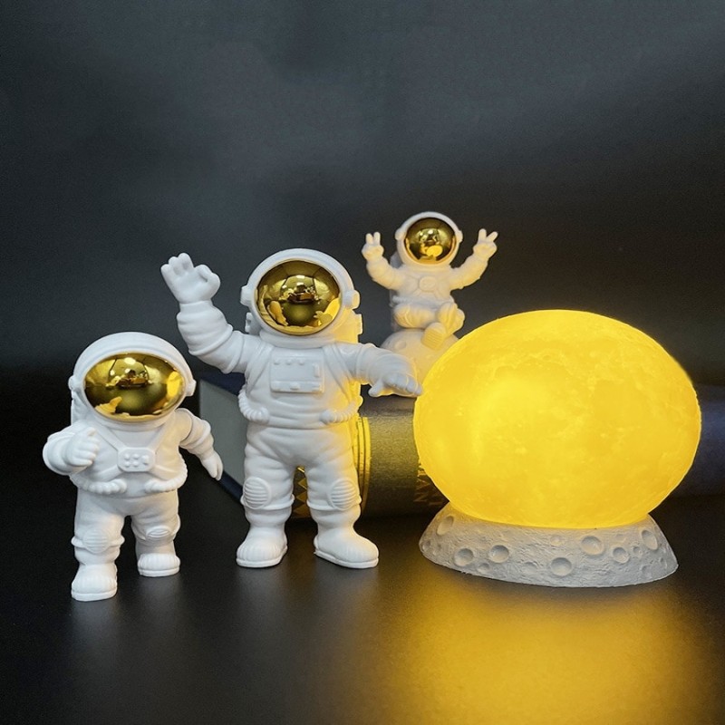 Astronaut Ornament Yellow Moon Ambient Light Creative Office Wine Cooler Decorations Modern Astronaut Desktop Ornaments Modeling