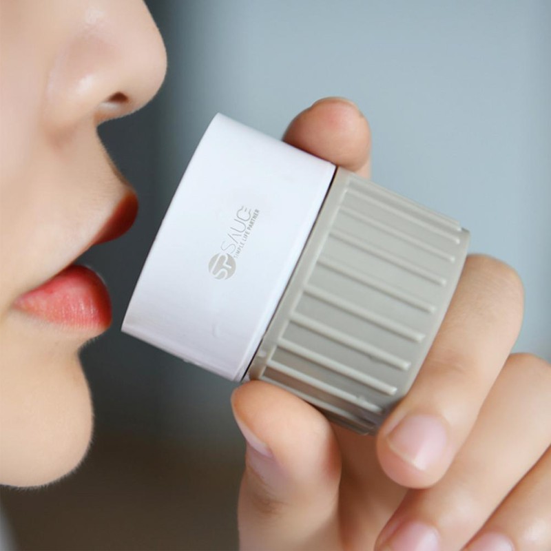 4 in 1Pill Crusher Pulverizer Tablet Cutter Pill Box Container Pill Breaker Slicer Chopper Divider Pill Crusher Cutter Splitter