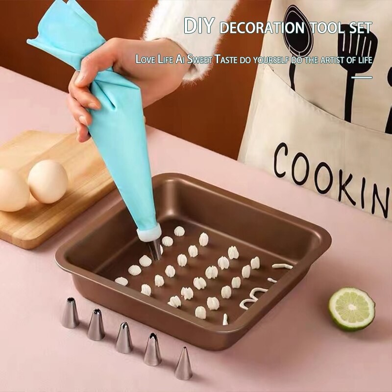 Cake Decorating Tip Sets Stainless Steel Cream Nozzle Pastry Tools Accessories Cake Decorating Pastry Bag Kitchen Baking Set