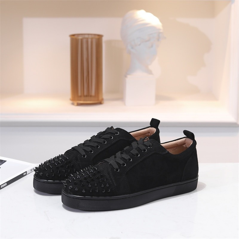 Luxury Designer Breathable Multiple Models Red Sole Rivets Shoes For Men Low Top Flats Loafers Women Casual Board Brand Sneakers